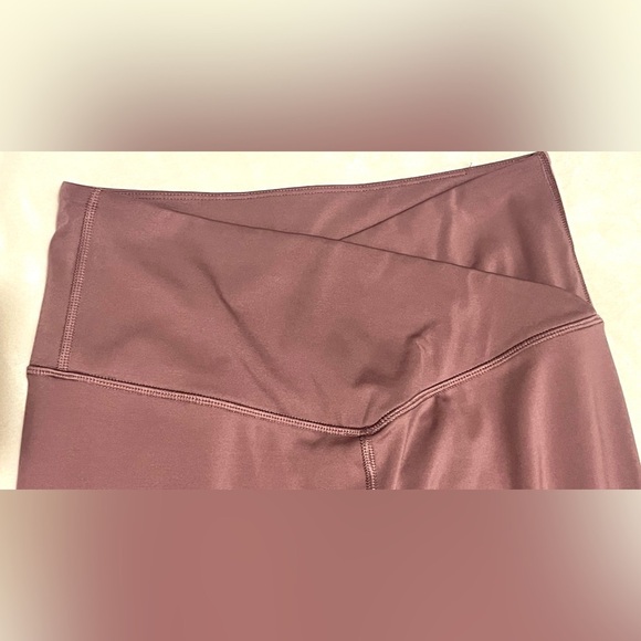 Victoria's Secret Women’s Dusty Pink Mauve Crossover Leggings Med Sz 10/170/72A - Picture 4 of 12